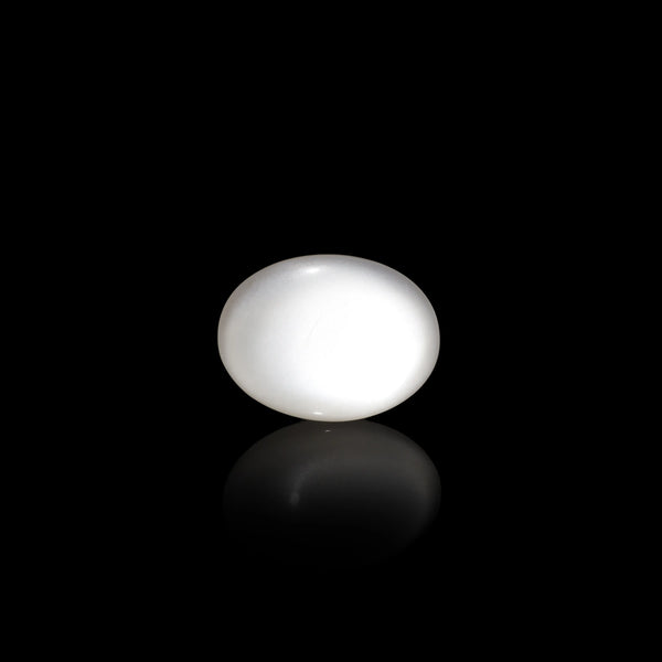Moonstone - 7.9 Carat