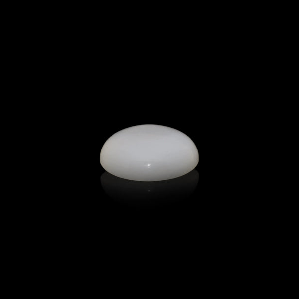 Moonstone - 7.7 Carat
