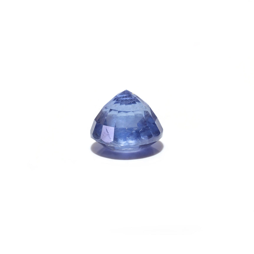 Blue Sapphire - 3.69 Carat