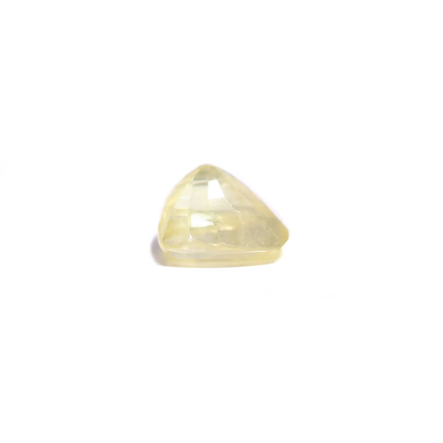 Yellow Sapphire - 2.7 Carat - Pramogh