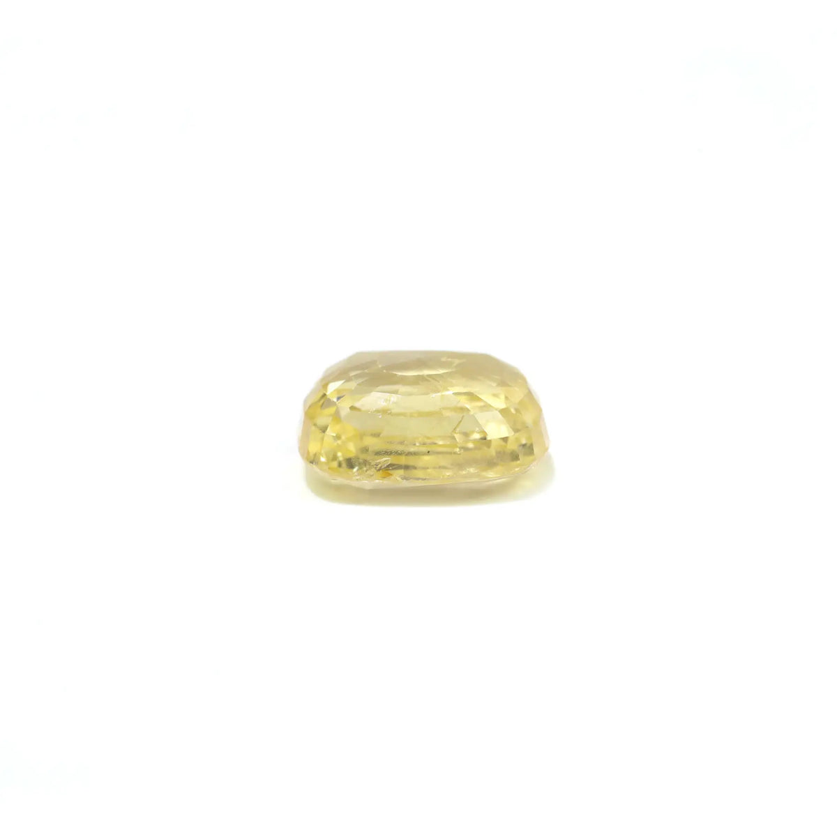 Yellow Sapphire - 3.6 Carat - Pramogh