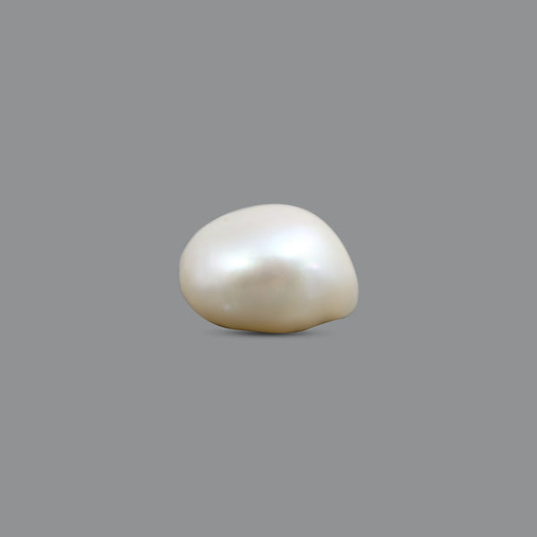 Keshi Pearl - 7.6 Carat
