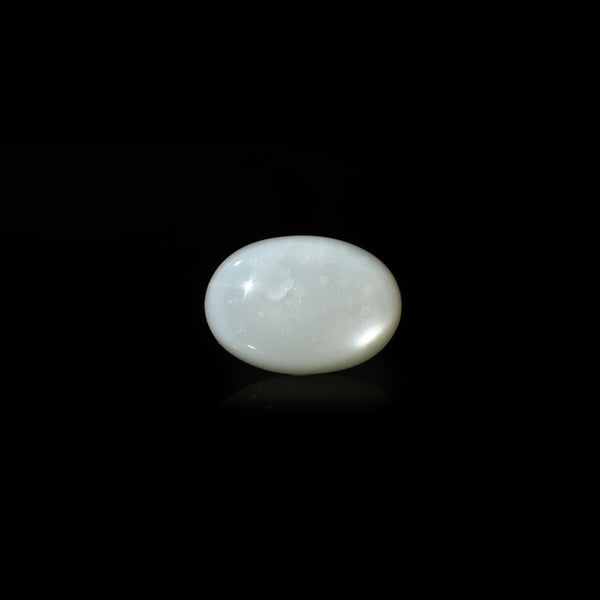 Moonstone - 13.7 Carat - Pramogh
