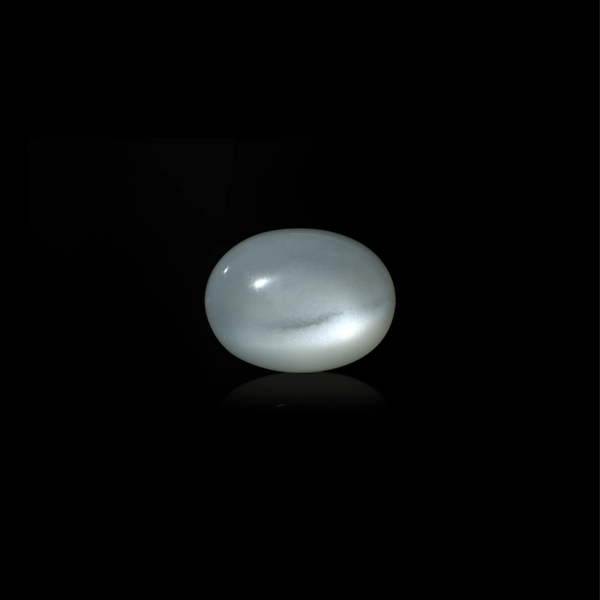 Moonstone - 13.7 Carat - Pramogh