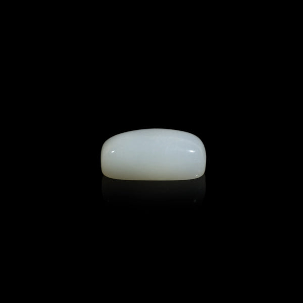Moonstone - 17.6 Carat