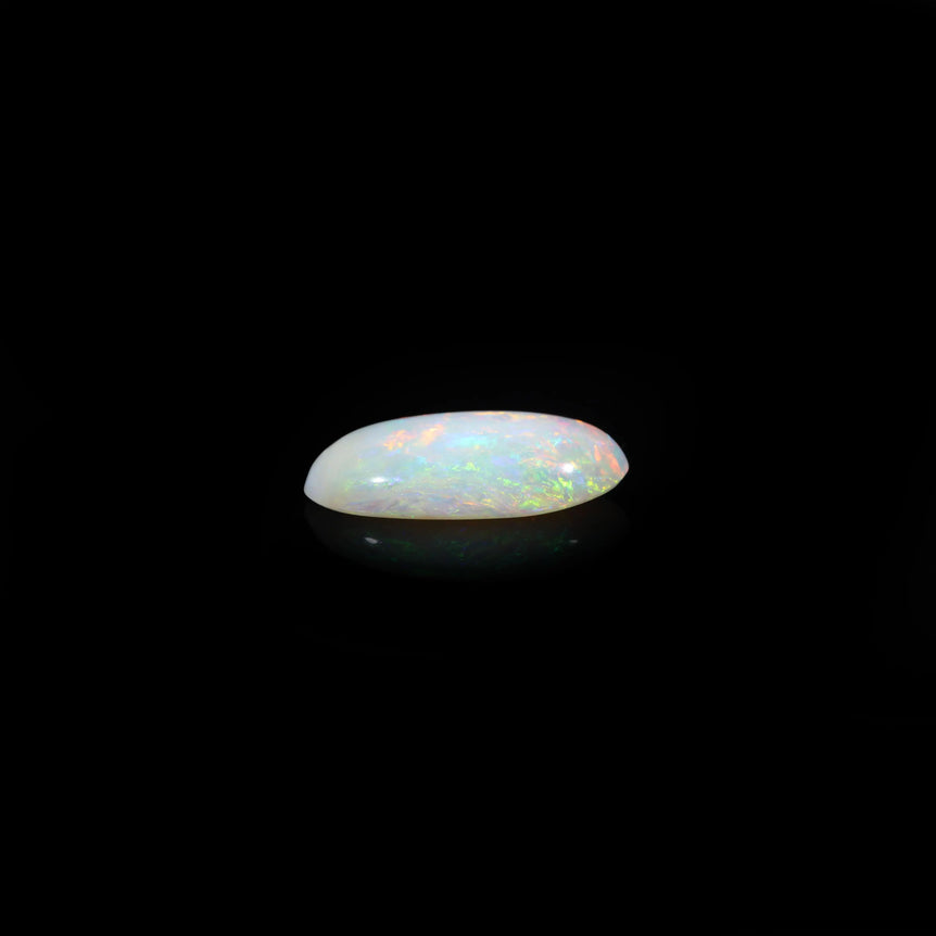 Opal - 3.7 Carat