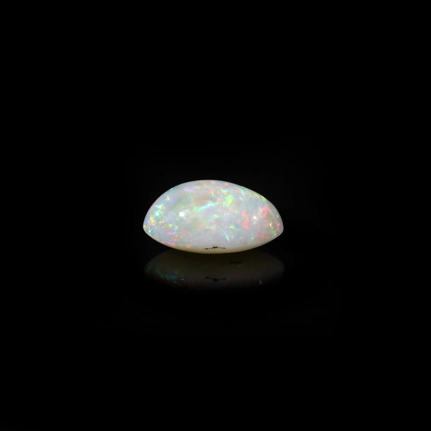 Opal - 3.95 Carat