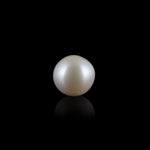 Pearl - 7.65 Carat - Pramogh
