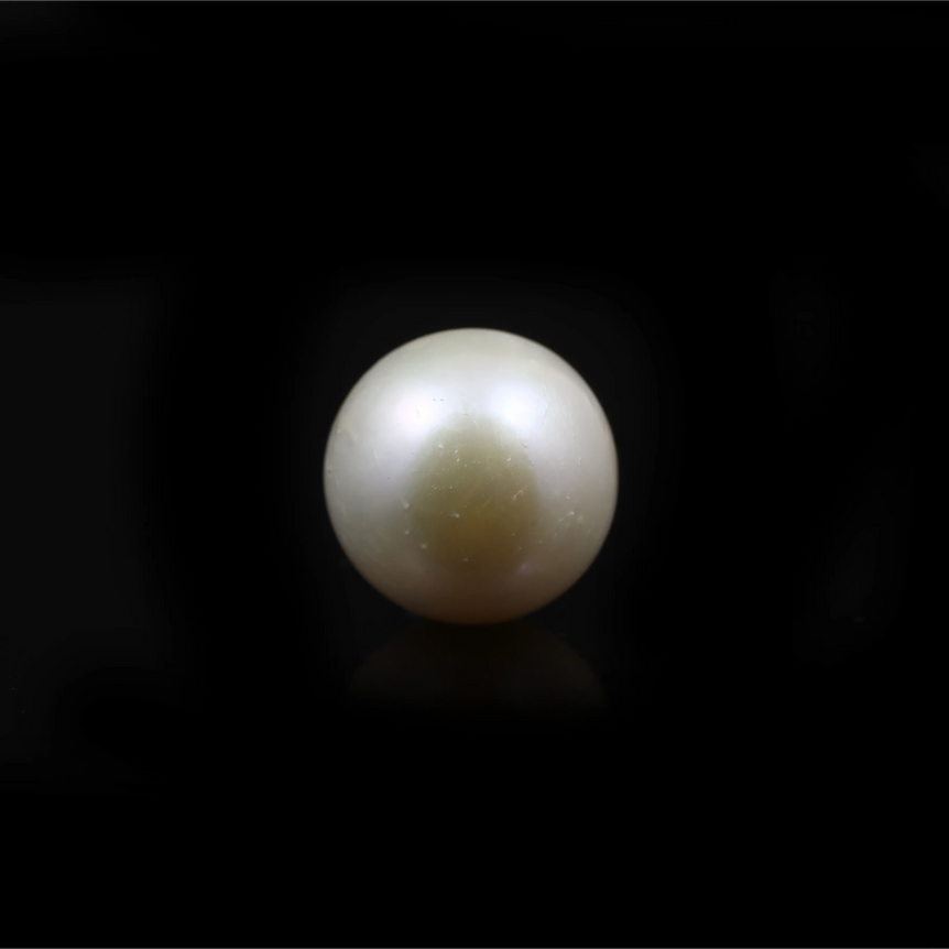 Pearl - 5.7 Carat