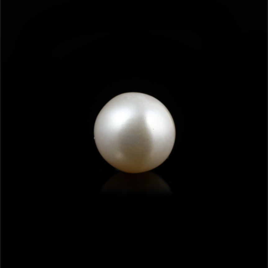 Pearl - 5.6 Carat