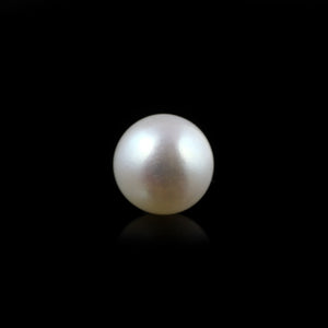 Pearl (Moti) - 4.85 Carat - Pramogh