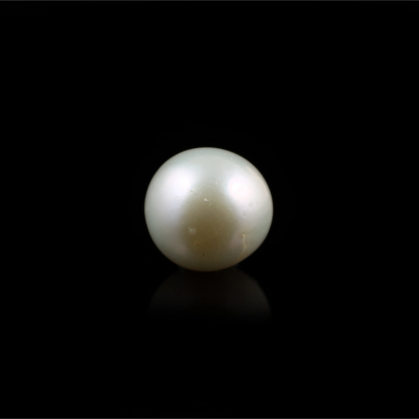 Pearl - 5.5 Carat