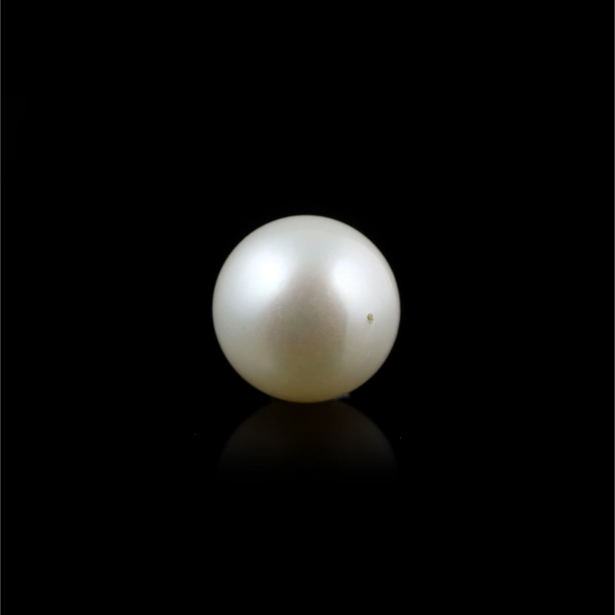 Pearl - 5.55 Carat