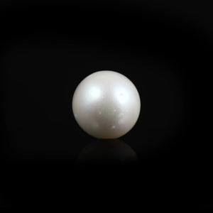 Pearl (Moti) - 9.1 Carat - Pramogh