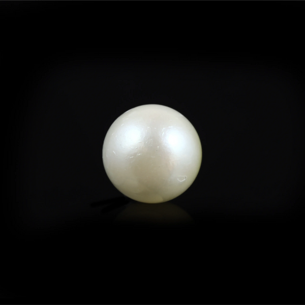 Pearl - 9.25 Carat