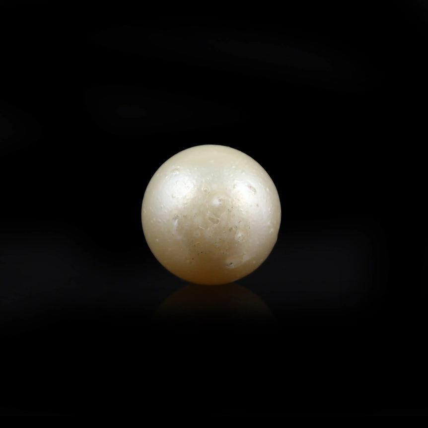 Pearl - 8.6 Carat