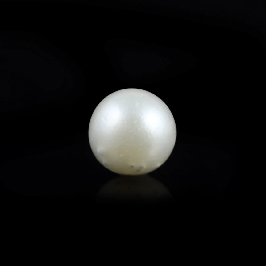 Pearl (Moti) - 9.6 Carat - Pramogh