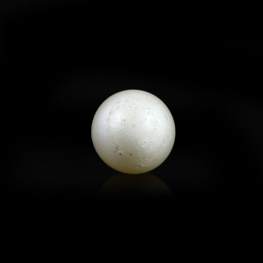 Pearl - 7.8 Carat