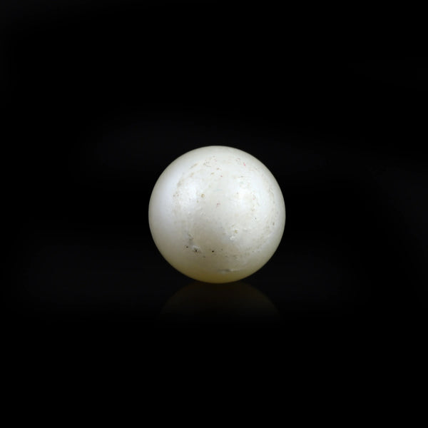 Pearl - 7.8 Carat