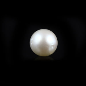 Pearl (Moti) - 8.35 Carat - Pramogh