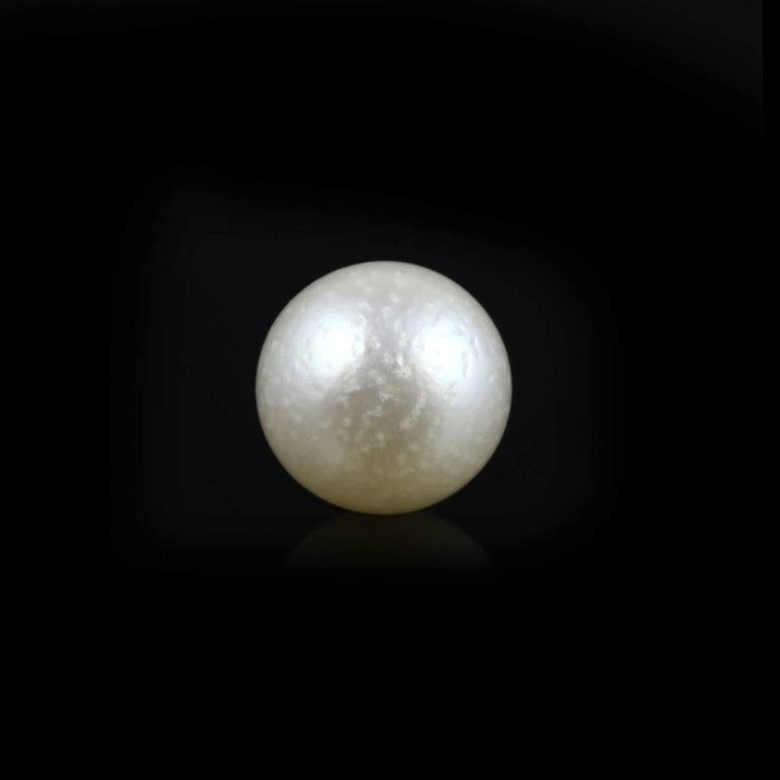 Pearl - 8.9 Carat