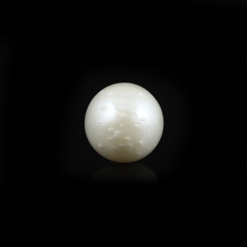 Pearl - 9.5 Carat
