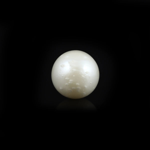 Pearl - 9.5 Carat