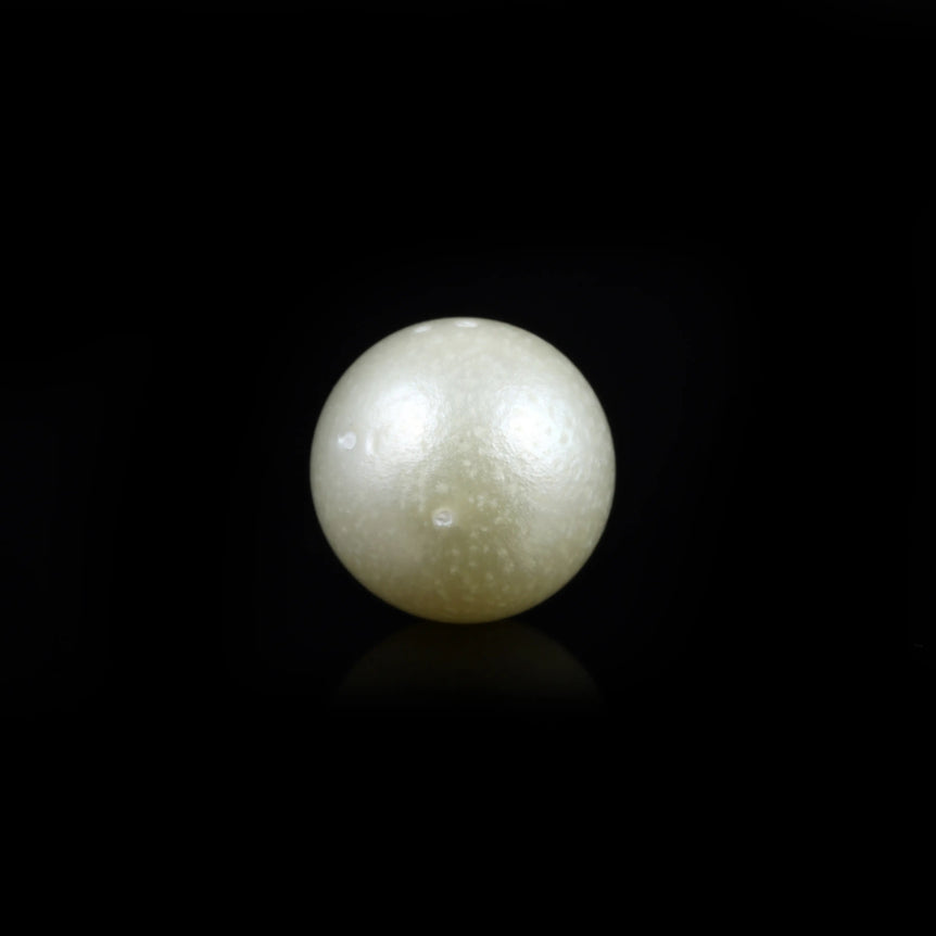 Pearl - 9.3 Carat