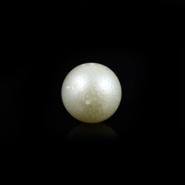 Pearl - 9.3 Carat