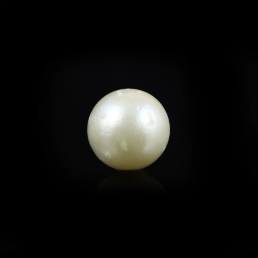 Pearl (Moti) - 9.5 Carat - Pramogh