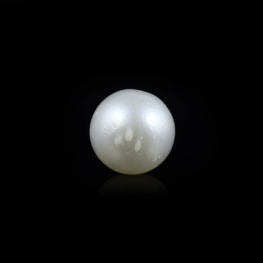 Pearl - 8.7 Carat