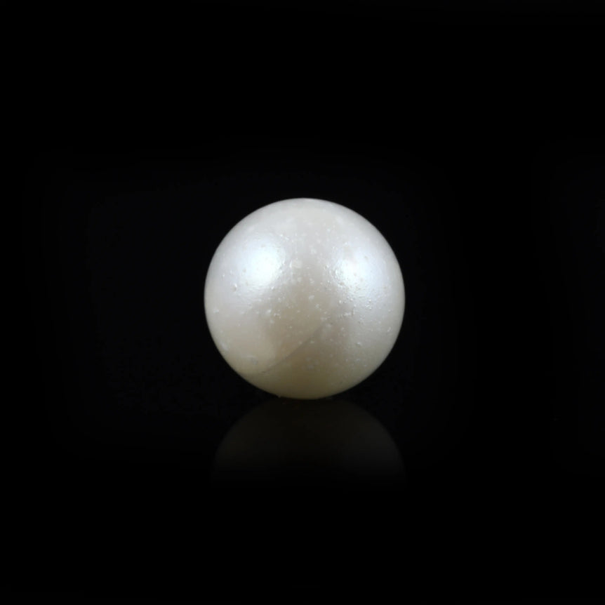 Pearl - 8.6 Carat