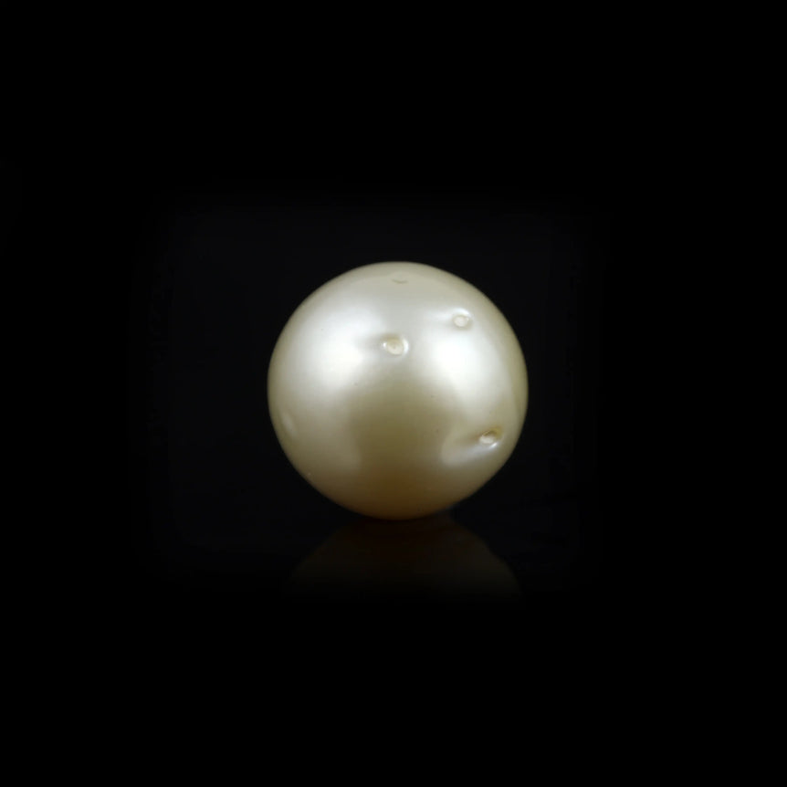 Pearl - 17 Carat