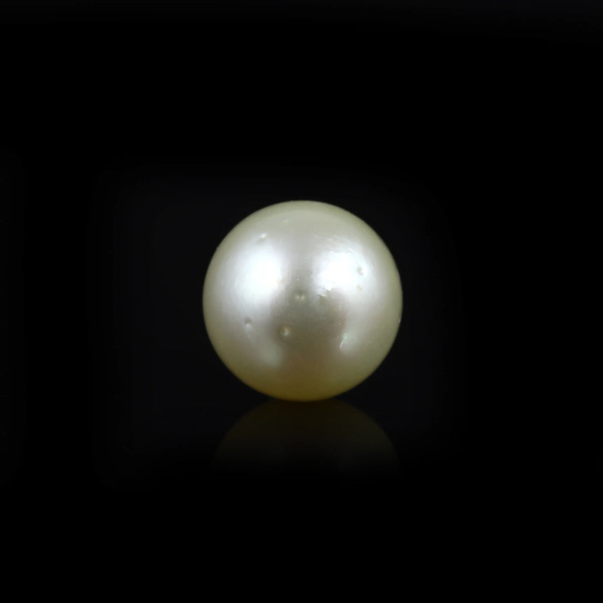 Pearl - 9.6 Carat
