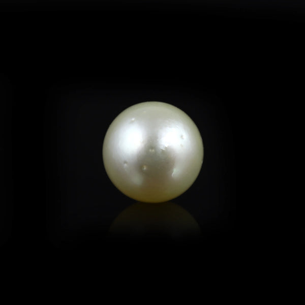 Pearl - 9.6 Carat