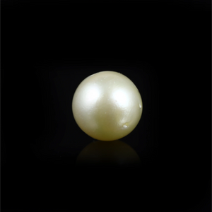 Pearl (Moti) - 8.9 Carat - Pramogh