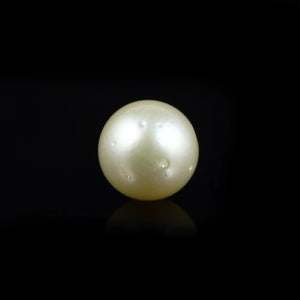 Pearl (Moti) - 9.5 Carat - Pramogh