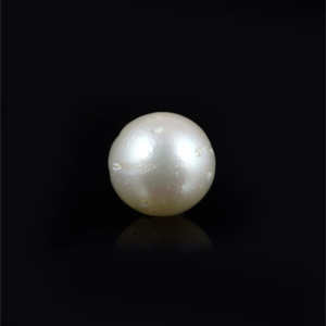 Pearl (Moti) - 10.1 Carat - Pramogh