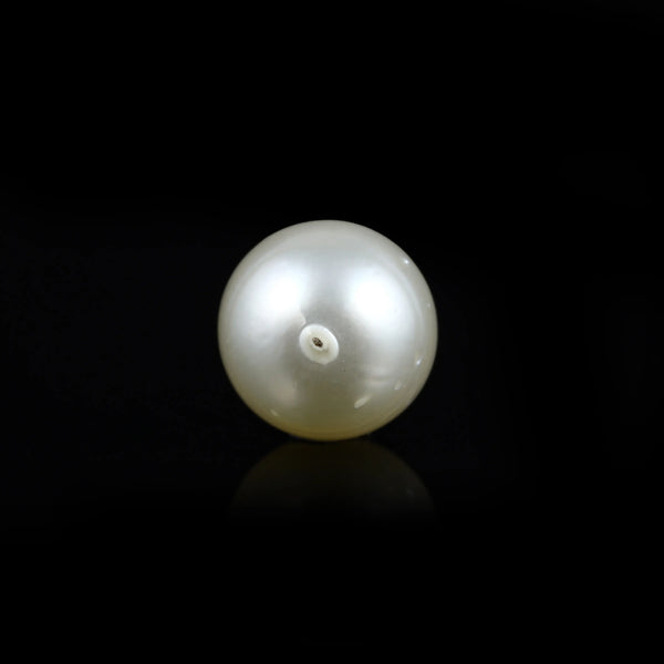 Pearl - 10.7 Carat