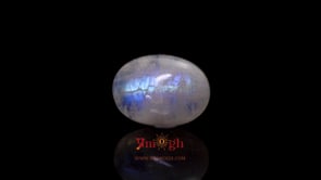 Rainbow Moonstone - 7.9 Carat