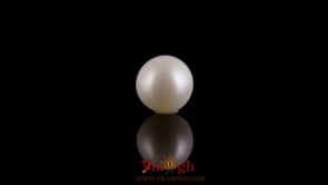 Pearl - 3 Carat