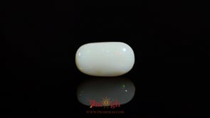 Opal - 5.5 Carat