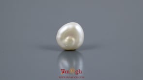 Keshi Pearl - 3.75 Carat