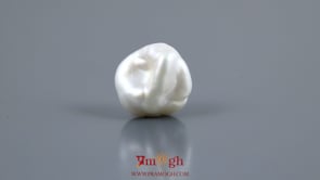 Keshi Pearl - 7.6 Carat