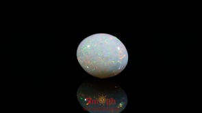 Opal - 3.9 Carat