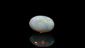 Opal - 3.85 Carat