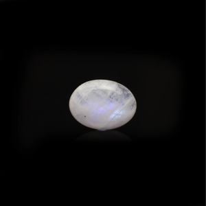 Rainbow Moonstone - 6.9 Carat - Pramogh