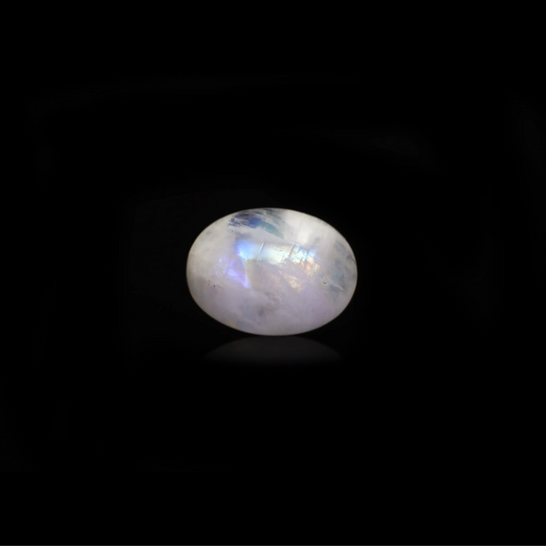 Rainbow Moonstone - 7.8 Carat - Pramogh