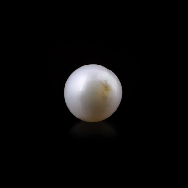 Pearl - 4.98 Carat