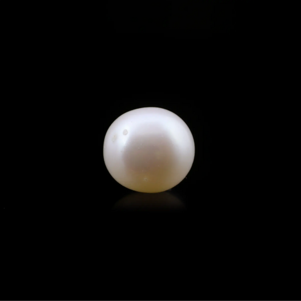 Pearl - 4.9 Carat